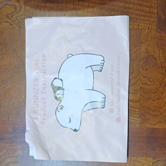 RUNNZER, BRAND NWT BABY TENT, GRAY AND WHITE. - Picture 2 of 5